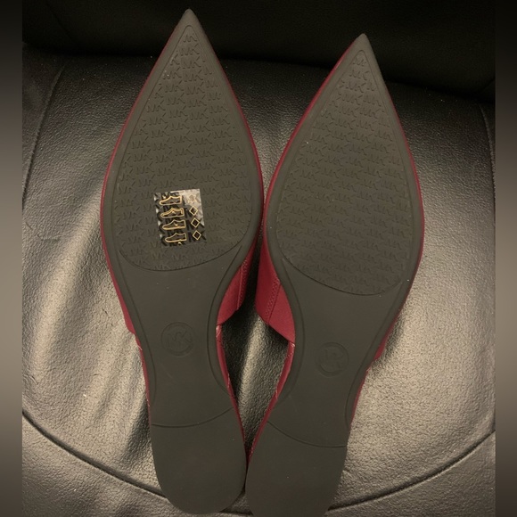 RENEE FLEX SLIDES - Picture 4 of 4